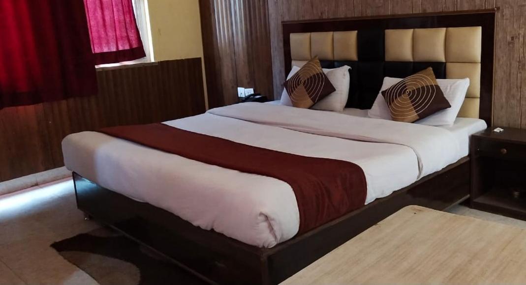 Hotel Apsara , By Soank Hospitality Haridwār Buitenkant foto