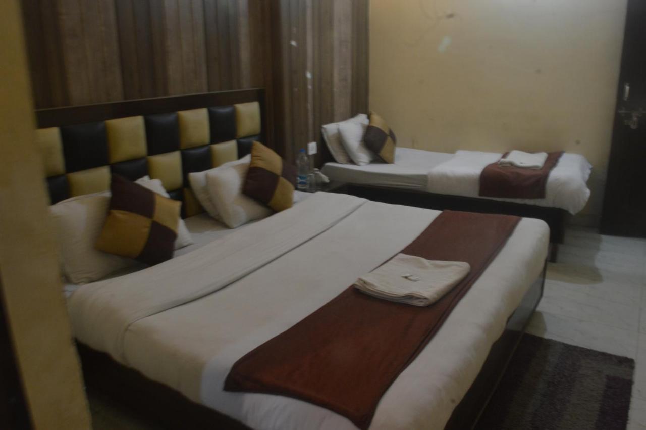 Hotel Apsara , By Soank Hospitality Haridwār Buitenkant foto