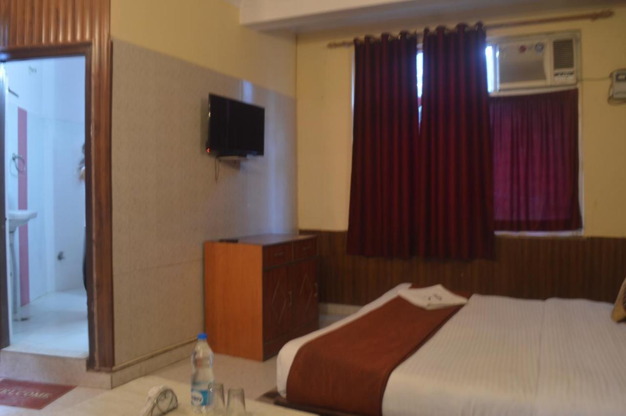 Hotel Apsara , By Soank Hospitality Haridwār Buitenkant foto
