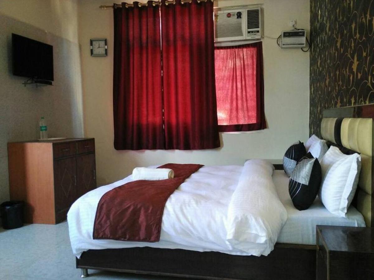 Hotel Apsara , By Soank Hospitality Haridwār Buitenkant foto