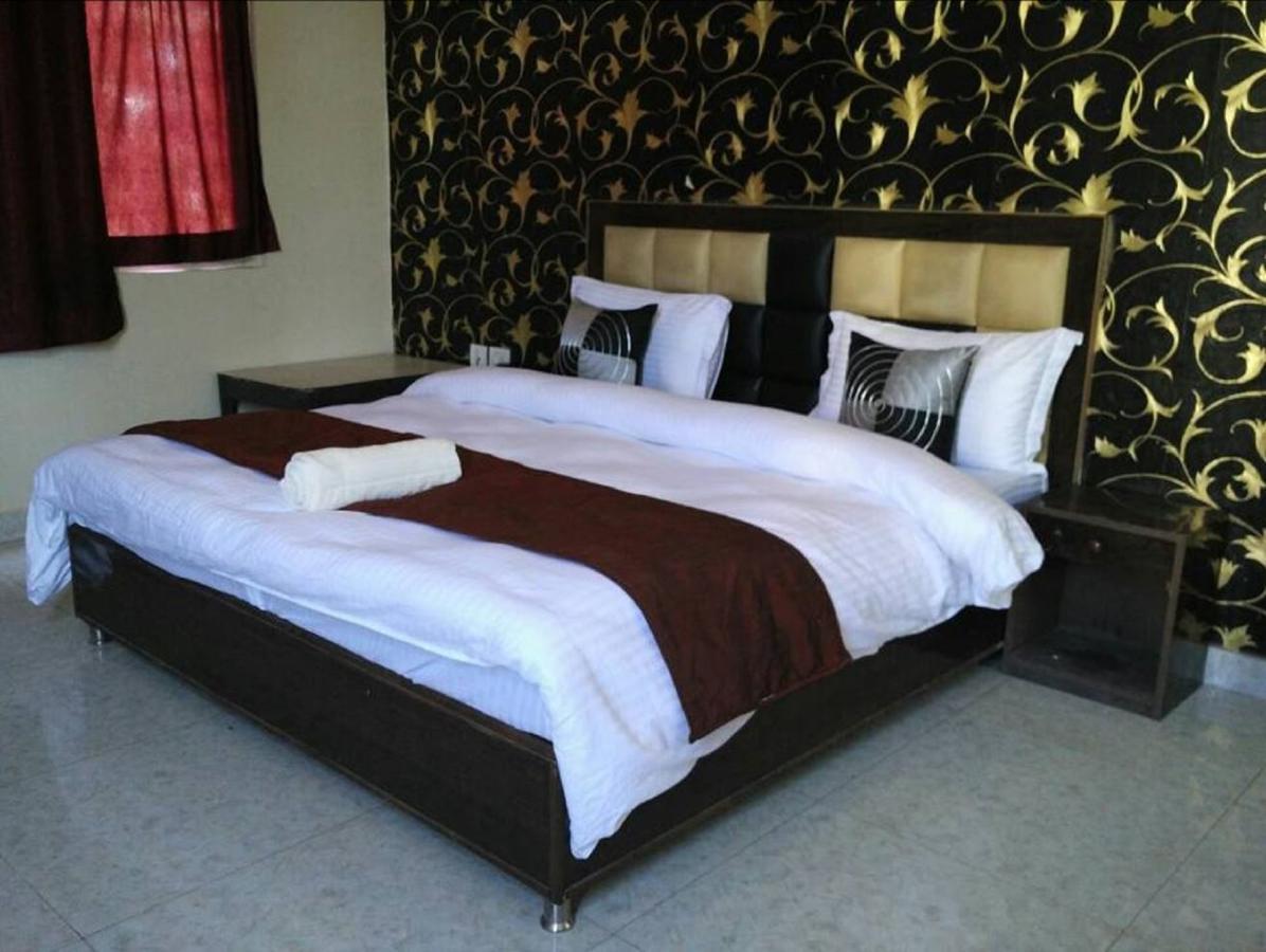 Hotel Apsara , By Soank Hospitality Haridwār Buitenkant foto