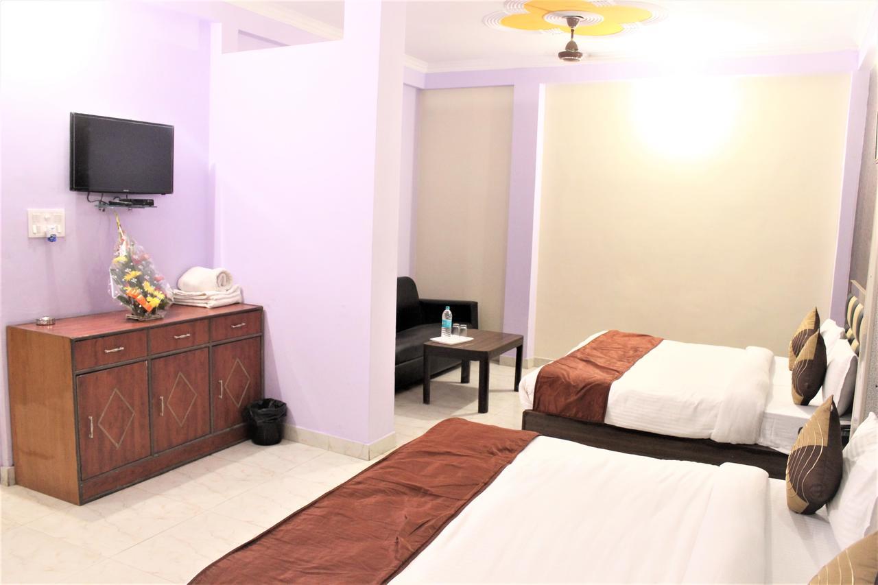 Hotel Apsara , By Soank Hospitality Haridwār Buitenkant foto